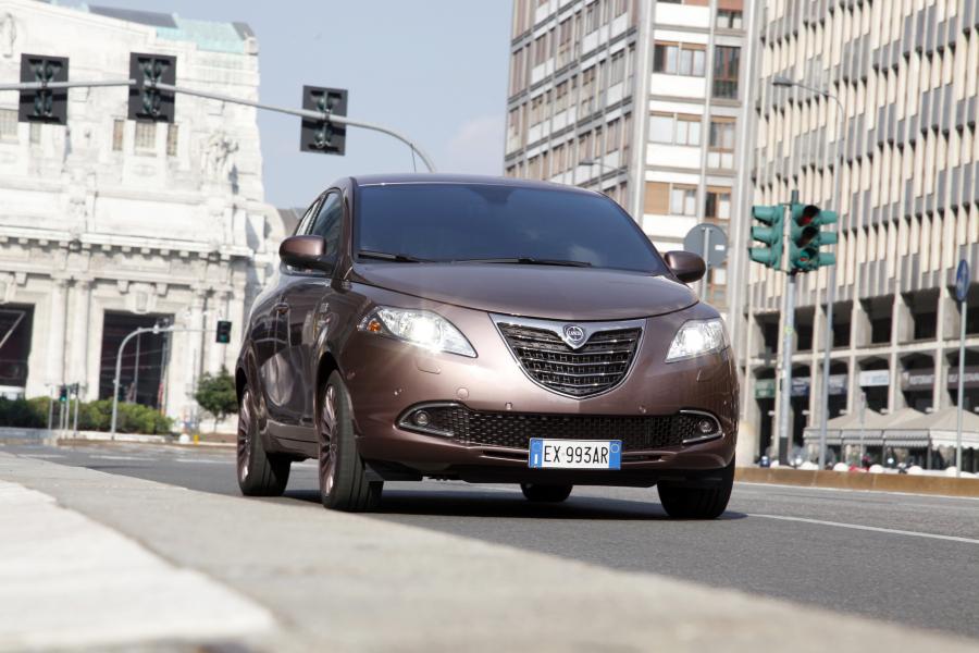  Lancia Ypsilon ELLE (846) 2014 года  (фото 14 из 34)